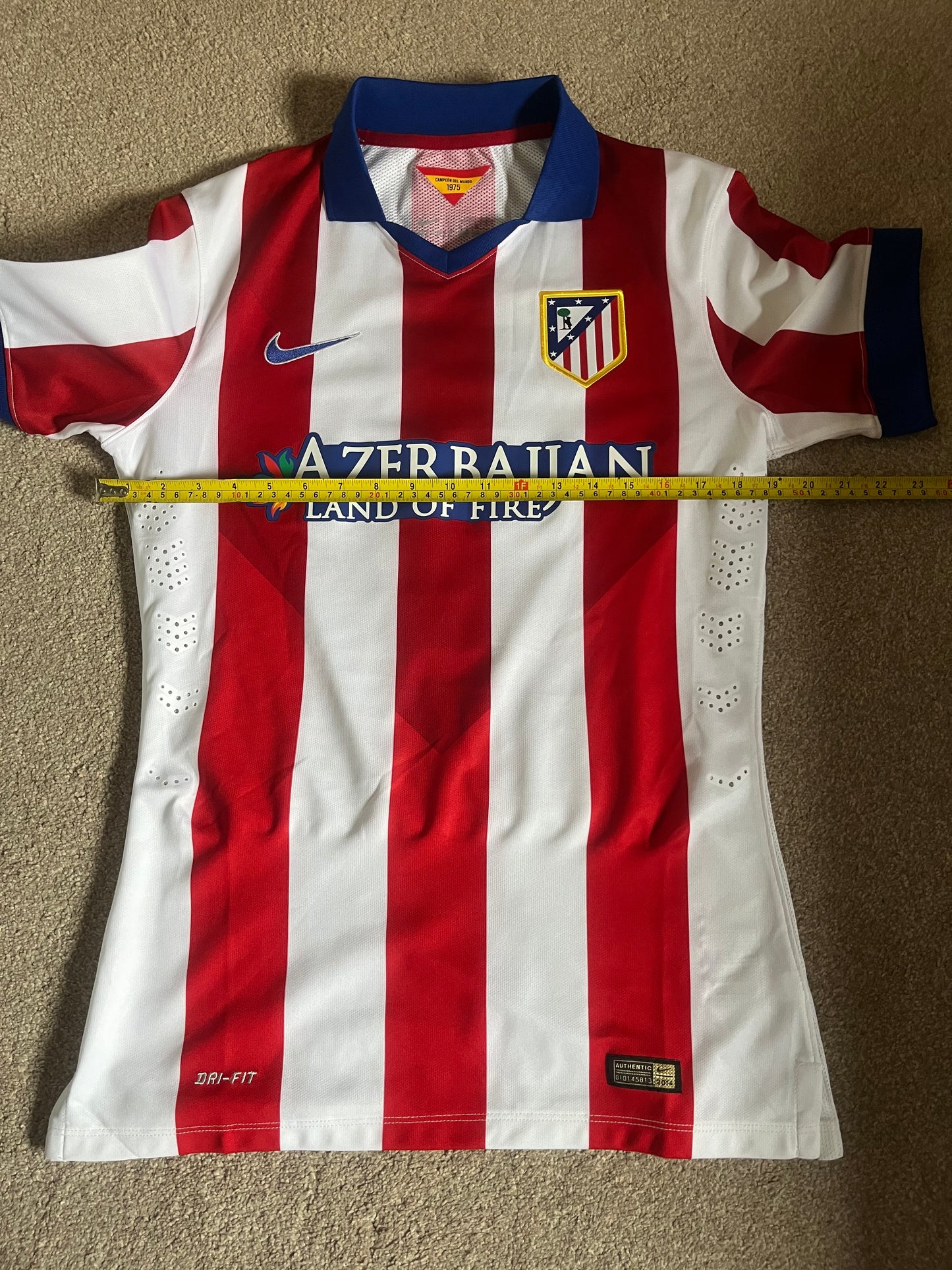 Atletico De Madrid 2014/2015 Home Medium - Fits Small - Antoine Griezmann - Kitroom/Match Issued