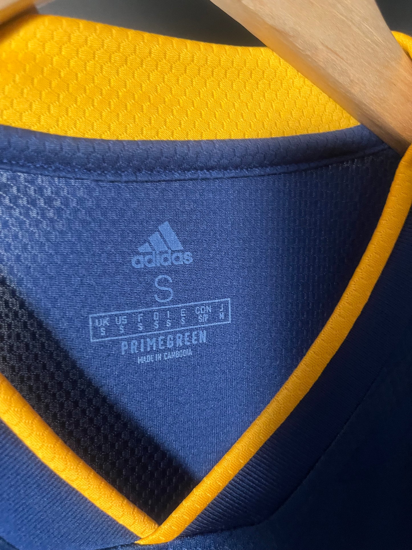 Aberdeen 2021/2022 Away Football Shirt Small