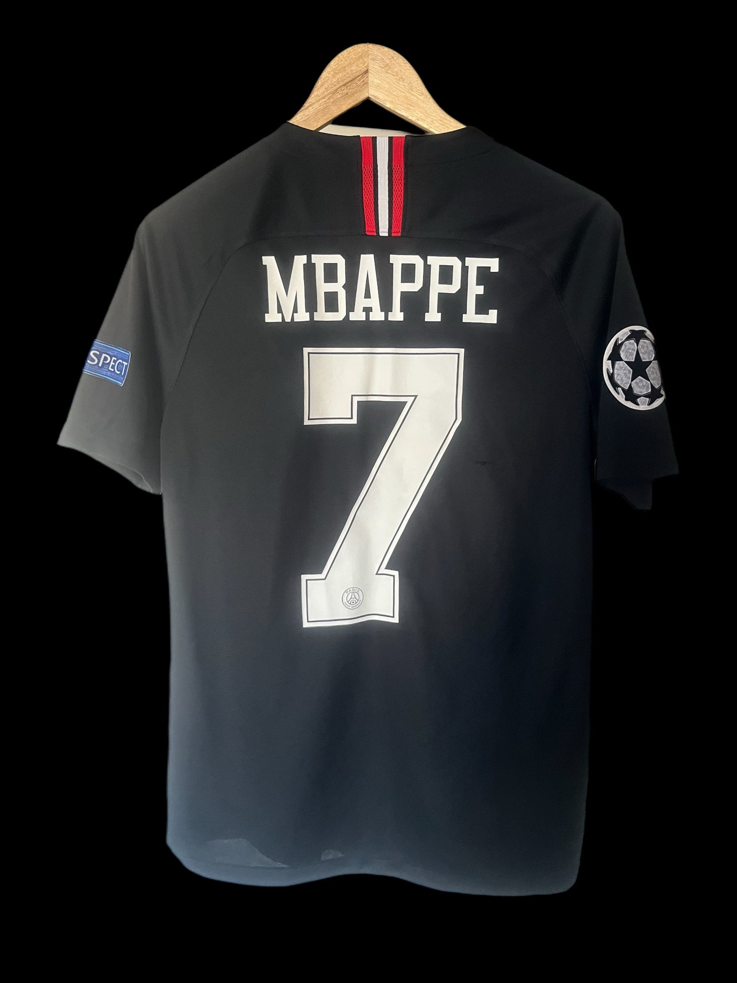 Paris Saint Germain 2018/2019 European Home Football Shirt Small - Kylian Mbappe