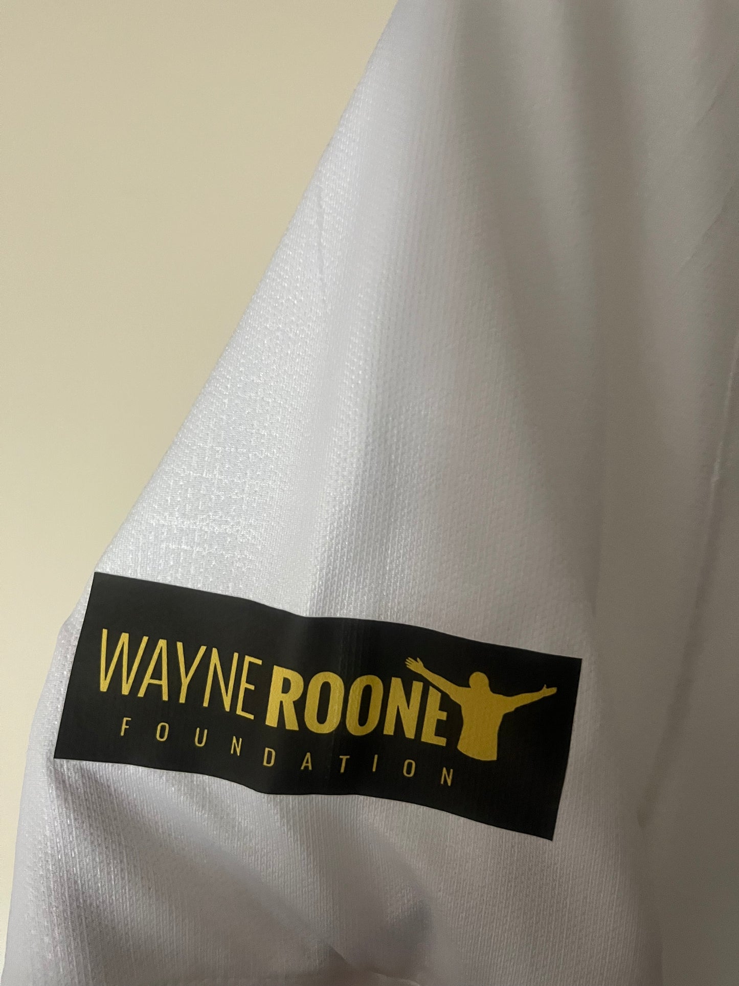 BNWT England 2018 Home Football Shirt Extra Large - Wayne Rooney - Testimonial Patches + Match Detail