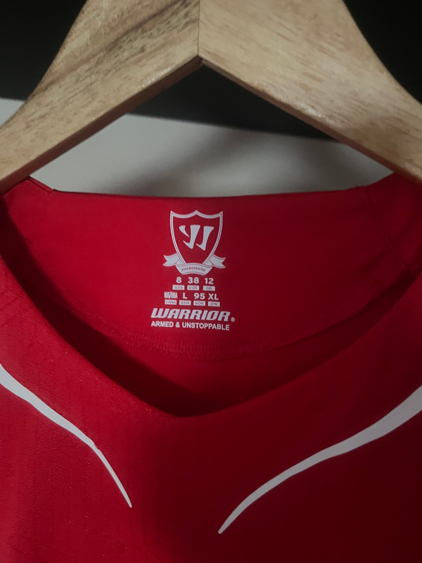 Liverpool 2014/2015 Home Football Shirt Women’s 8 - Youth Large/Men’s XS - Steven Gerrard