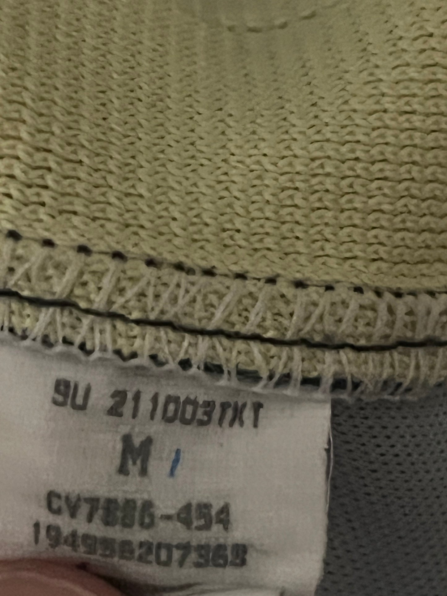 Club America 2021/2022 Away Football Shirt Medium