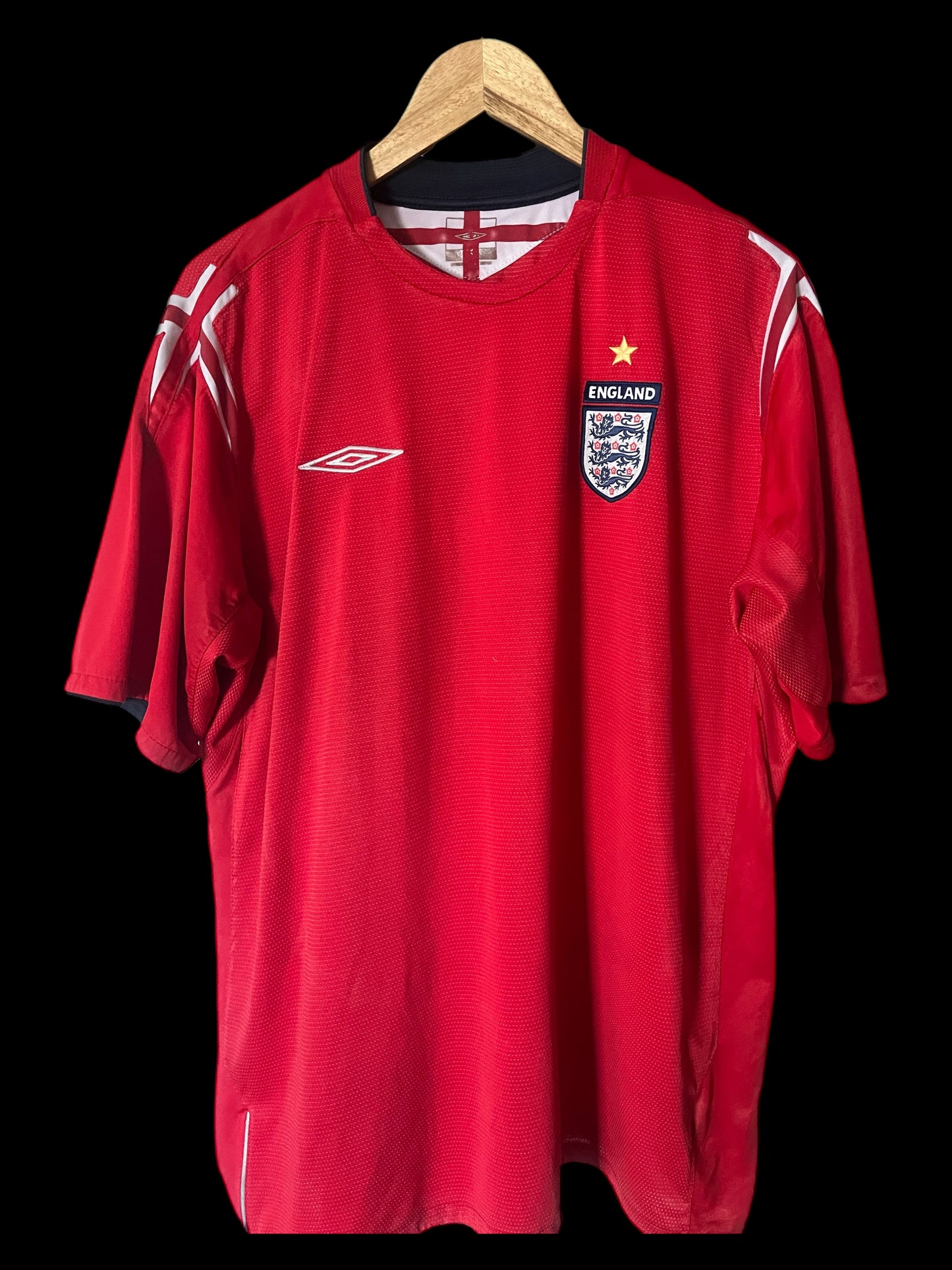 England 2004 Away Football Shirt Extra Large