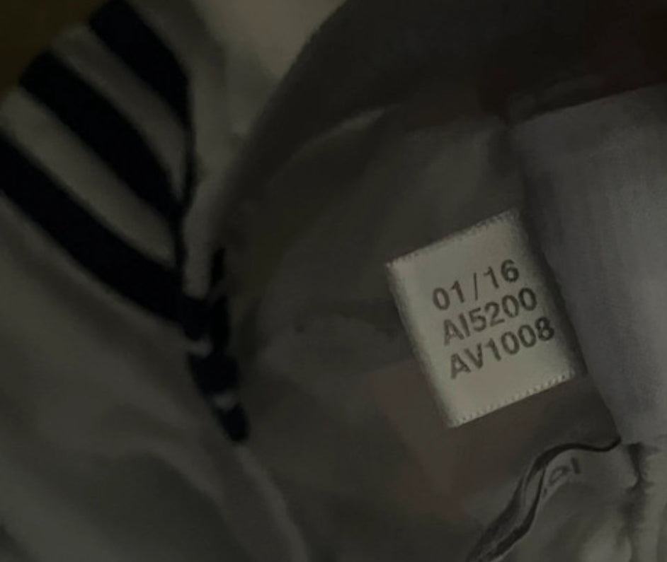 Real Madrid 2016/2017 Home Football Shirt Medium - Cristiano Ronaldo - Shirt And Shorts