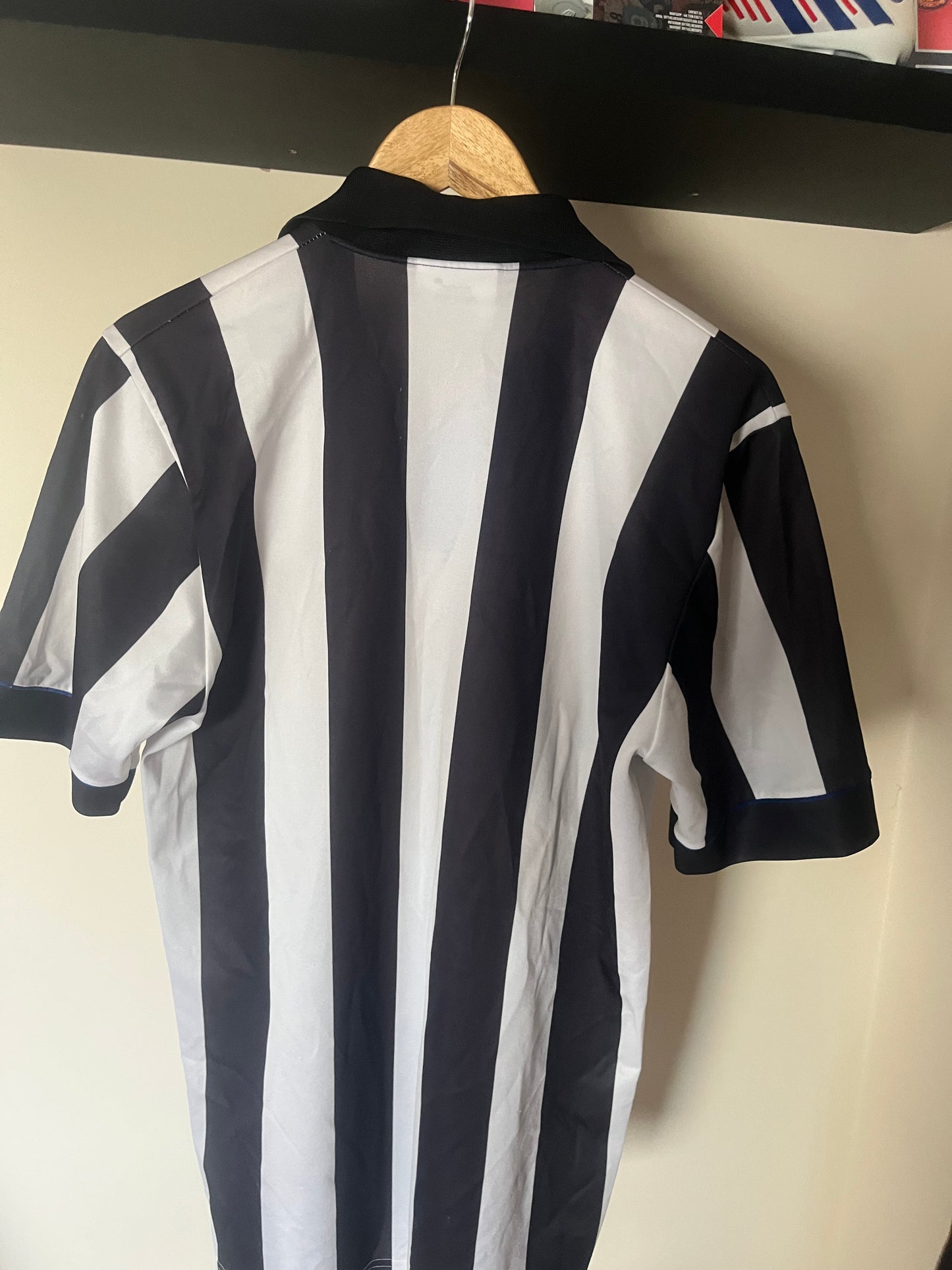 Newcastle United 1994/1995 Home Medium - Alternate
