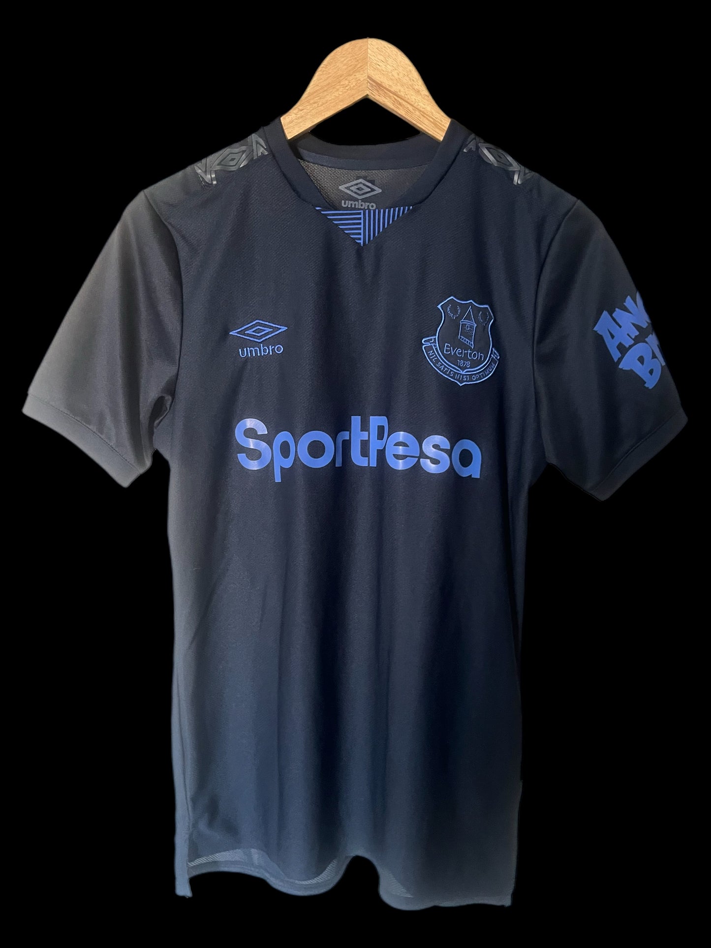 Everton 2019/2020 Third Football Shirt Small - Seamus Coleman