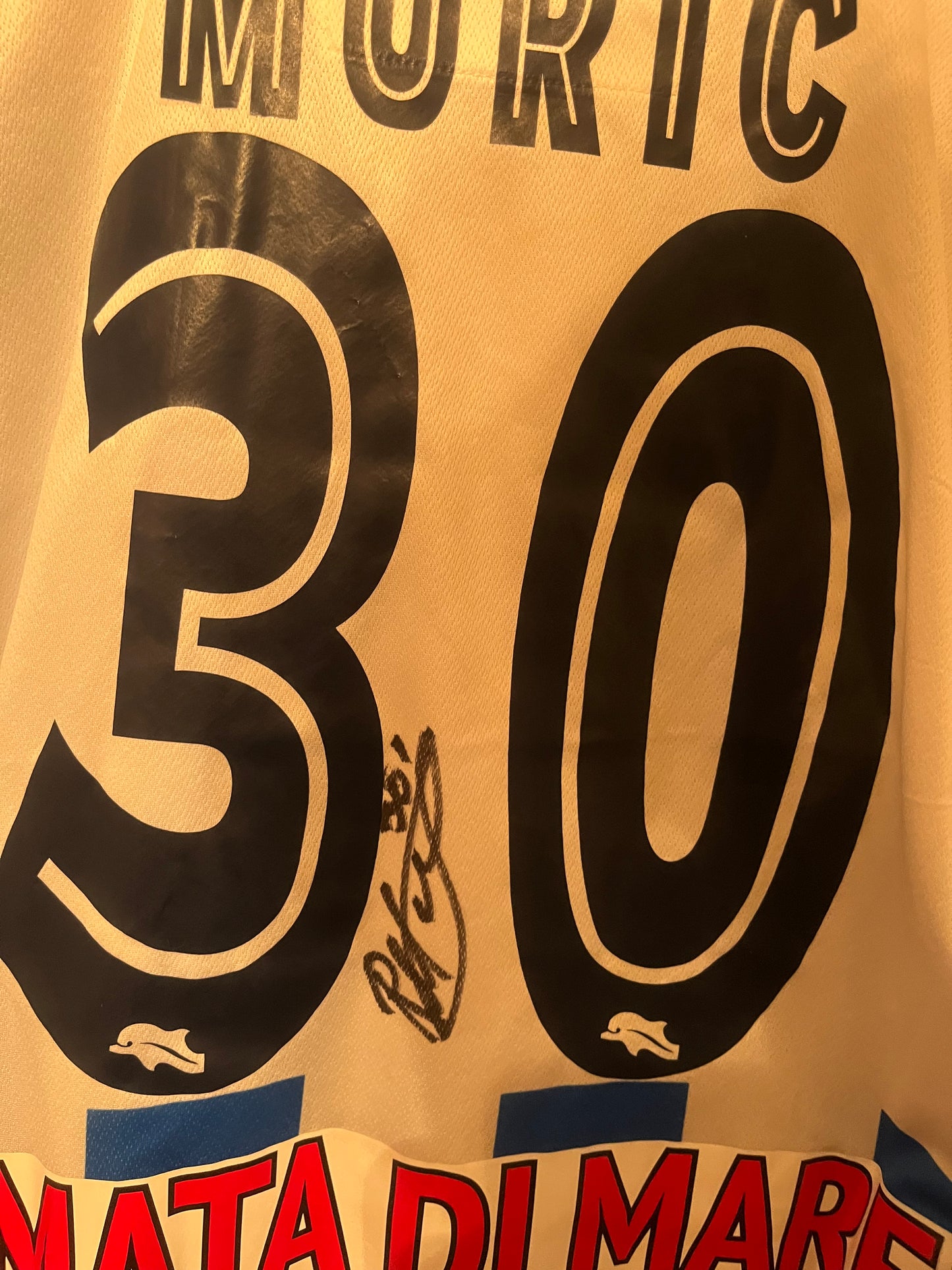 Pescara 2016/2017 Home Football Shirt - Robert Muric - Match Issued + Signed