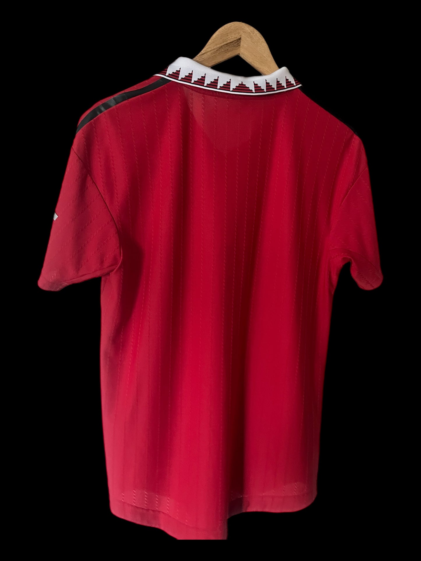 Manchester United 2022/2023 Home Football Shirt Medium - Heat.RDY