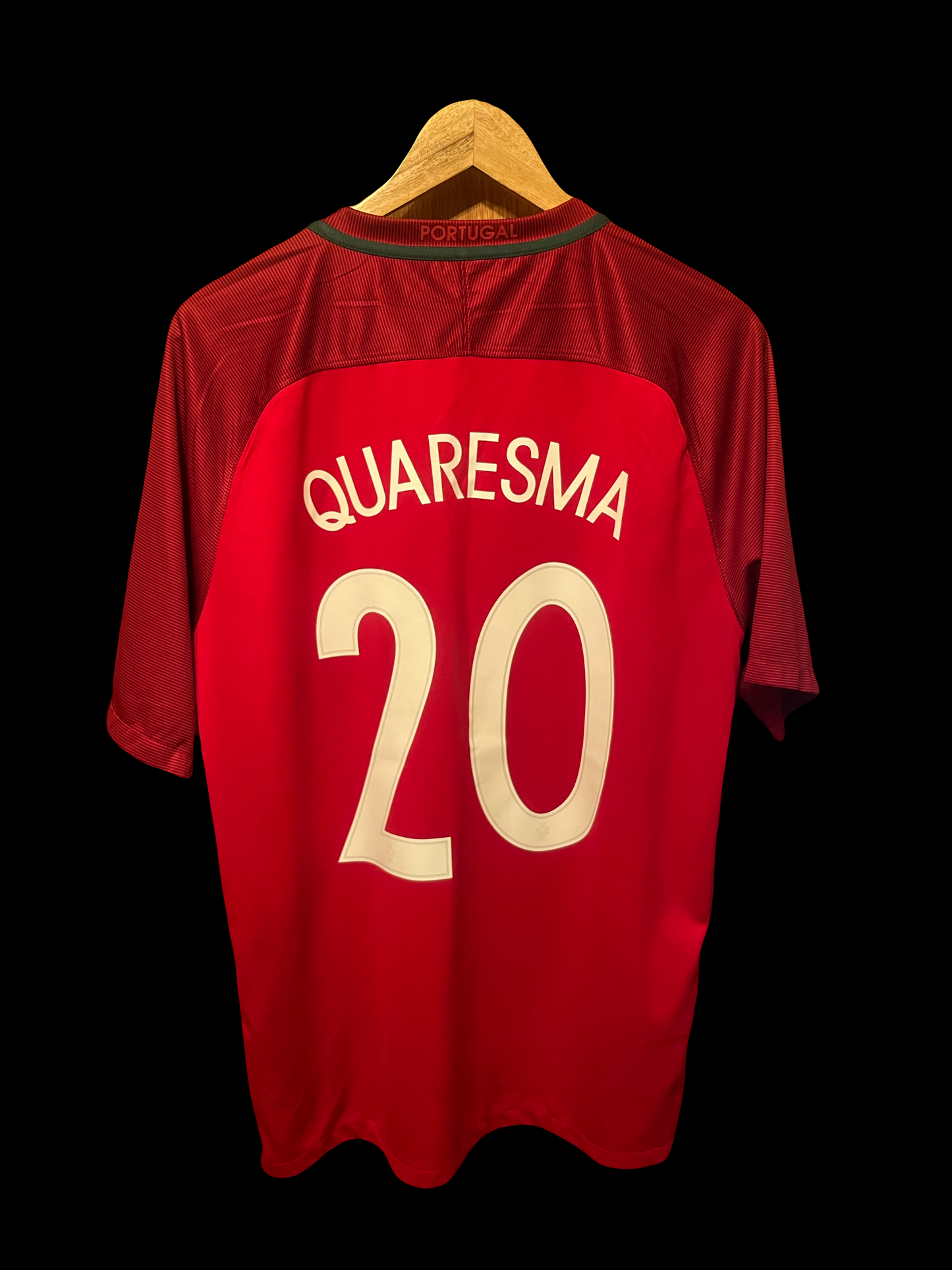 Portugal 2016 Home Football Shirt Extra Large - Ricardo Quaresma
