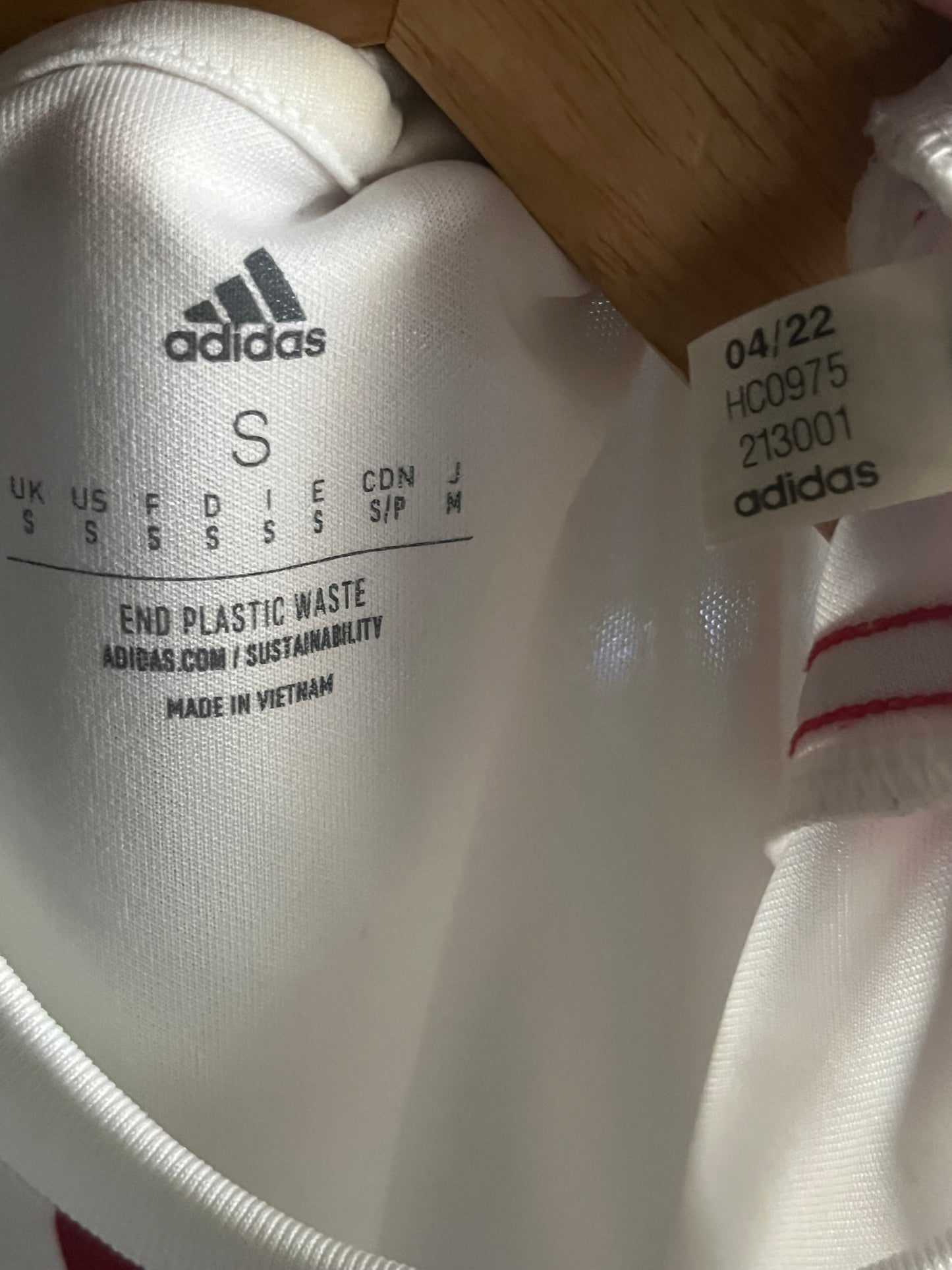 Olympique Lyonnais 2022/2023 Home Football Shirt Small - Shirt Only