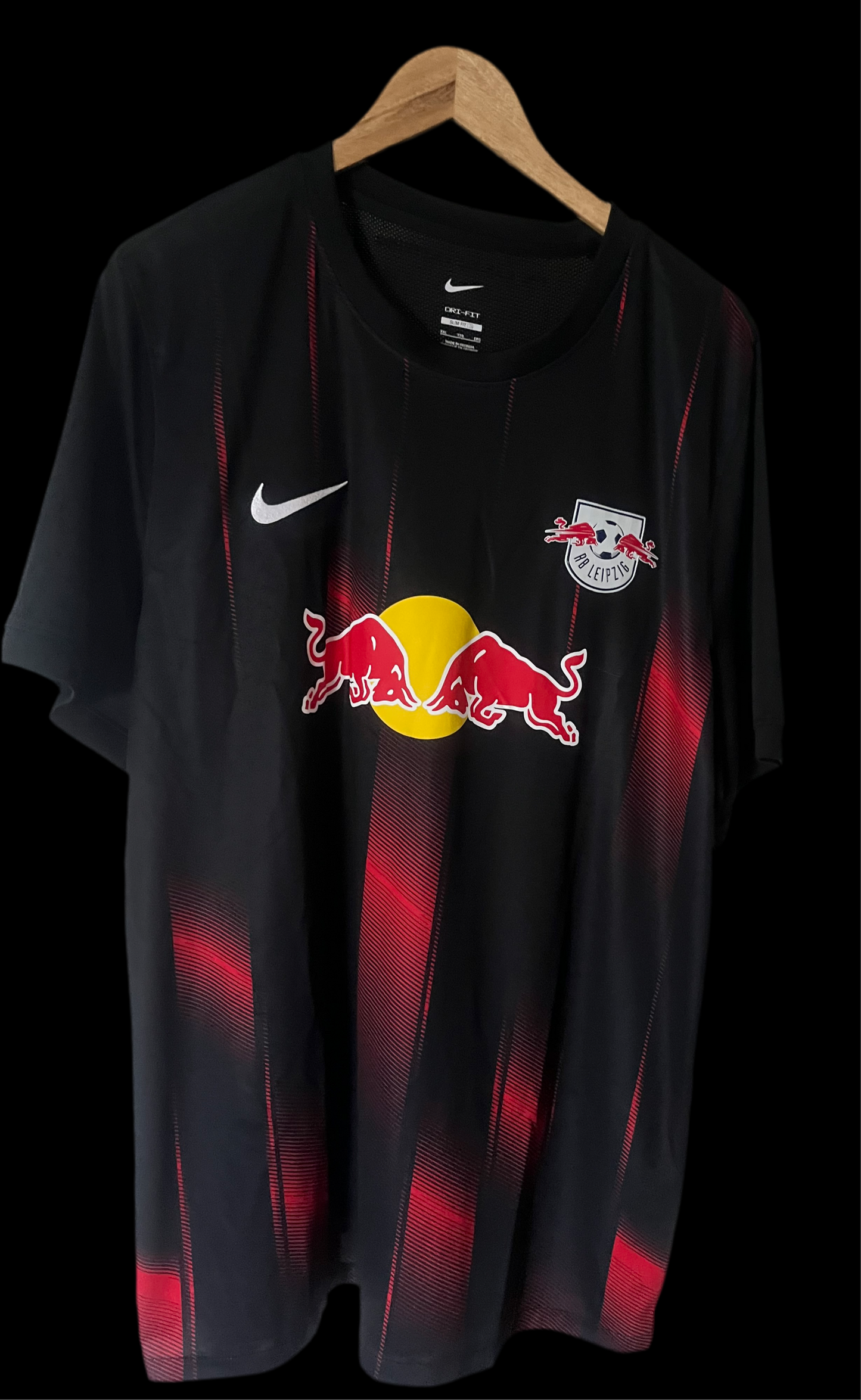 BNWT Red Bull Leipzig 2022/2023 Third Football Shirt 2XL - Fits Extra Large