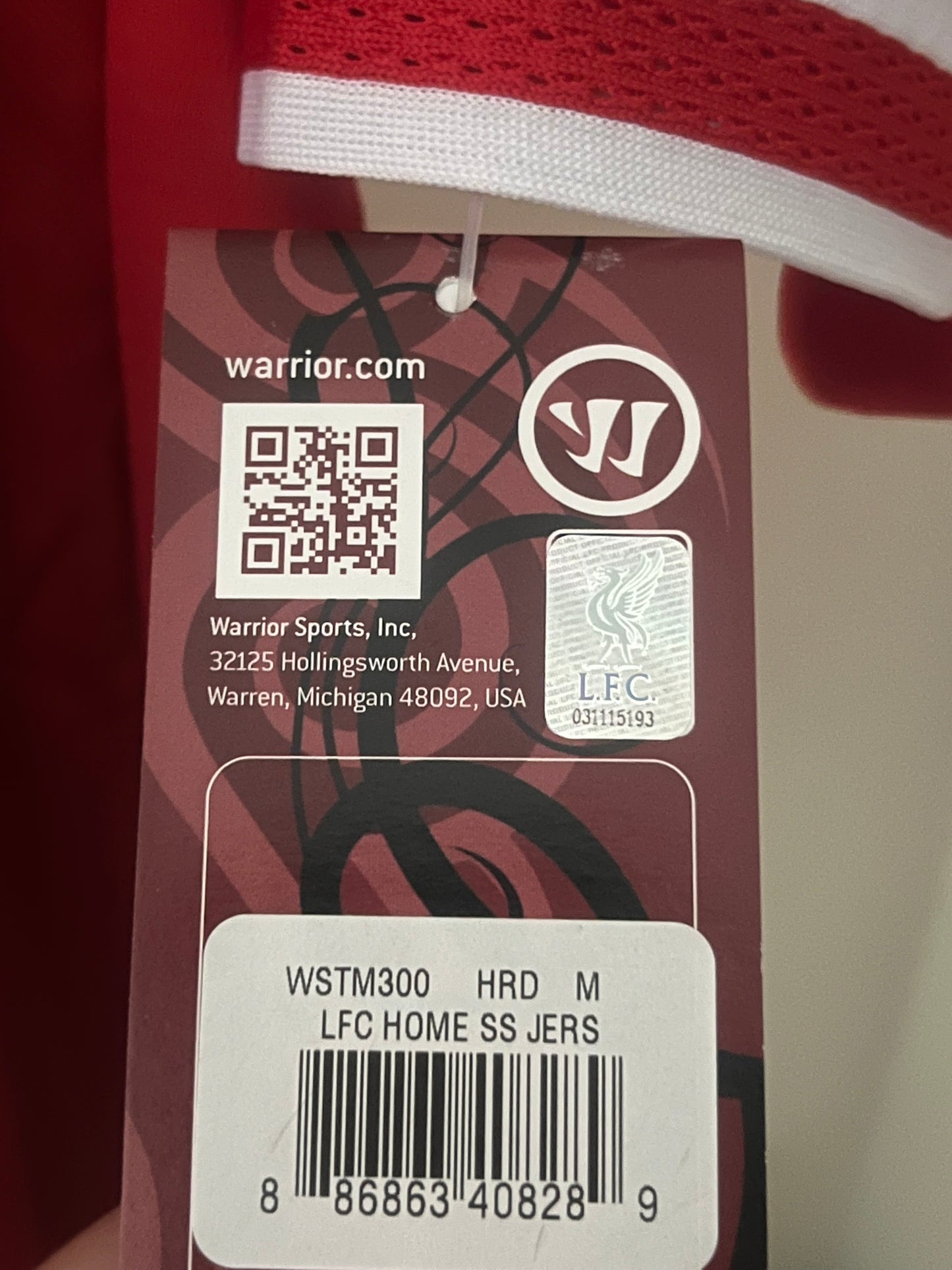 BNWT Liverpool 2013/2014 Home Football Shirt Medium - Steven Gerrard