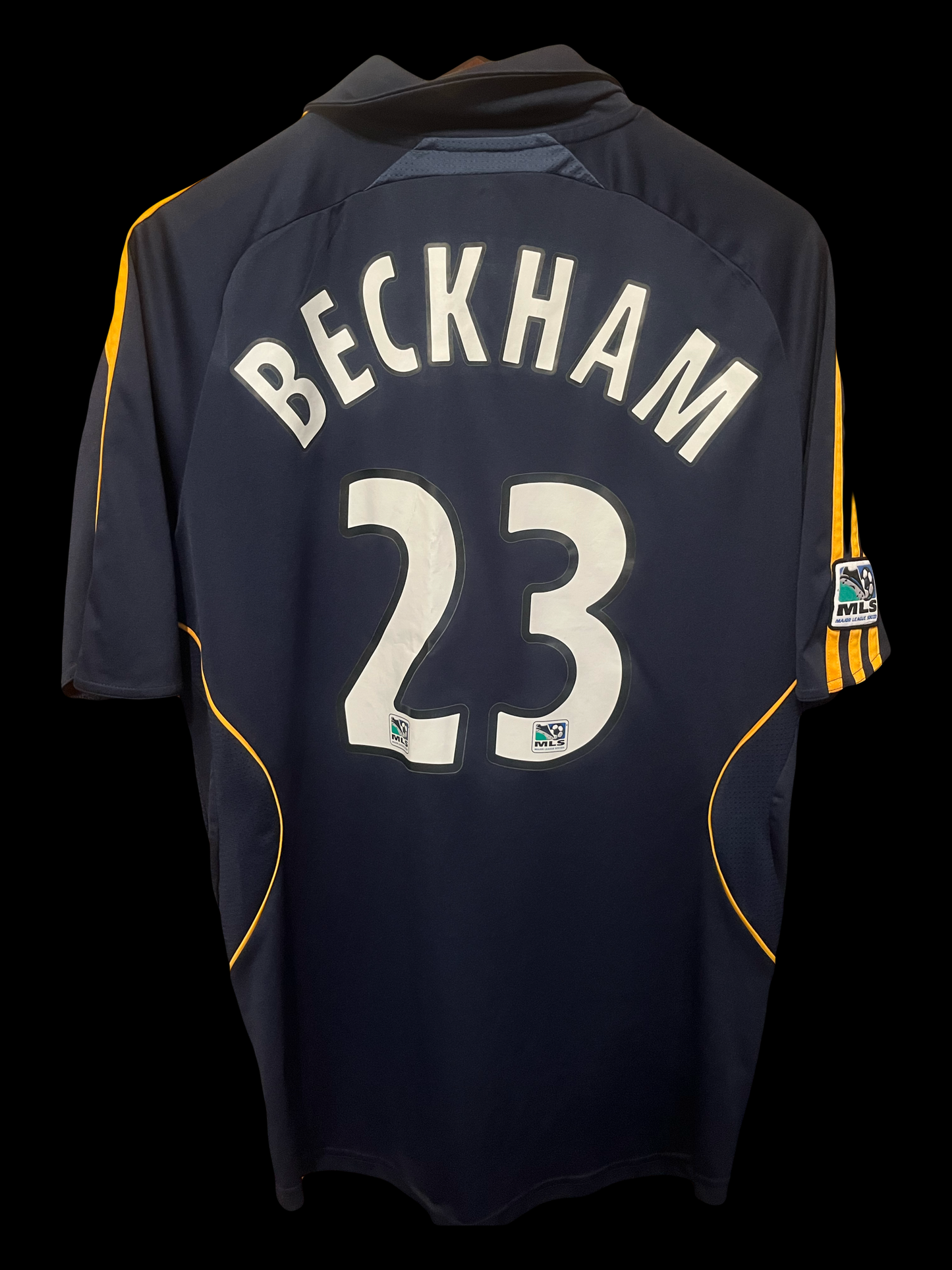 Los Angeles Galaxy 2007/2008 Away Football Shirt Medium - David Beckham