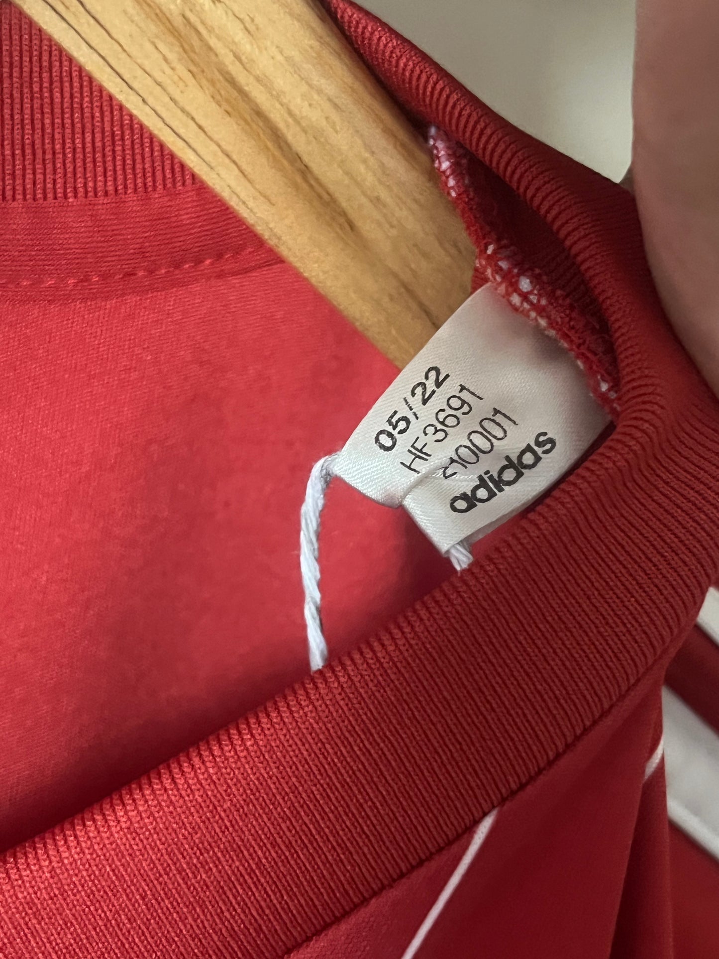 Aberdeen 2022/2023 Home Football Shirt Small - Vicente Besuijen
