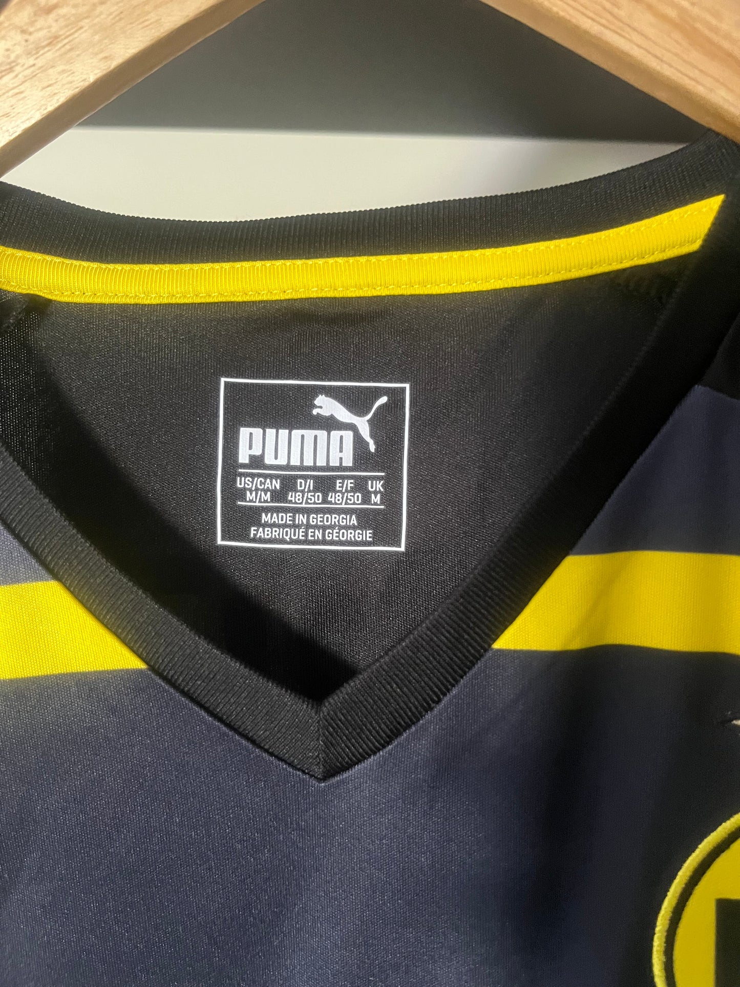 Borussia Dortmund 2016/2017 Away Medium - Fits Small - Pierre Emerick Aubameyang