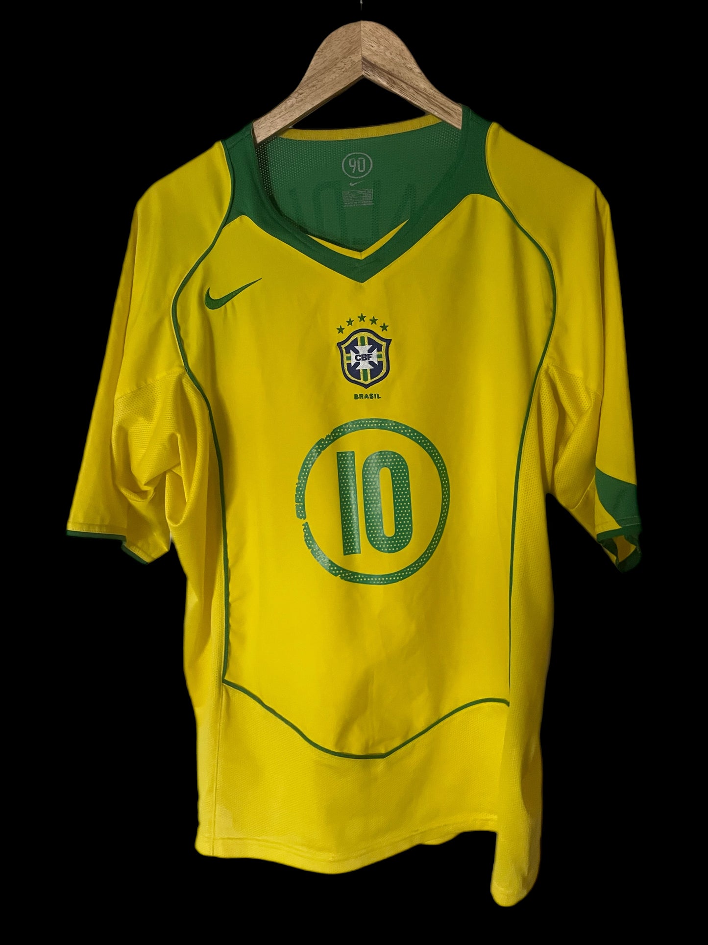 Brazil 2004 Home Football Shirt Large - Ronaldinho