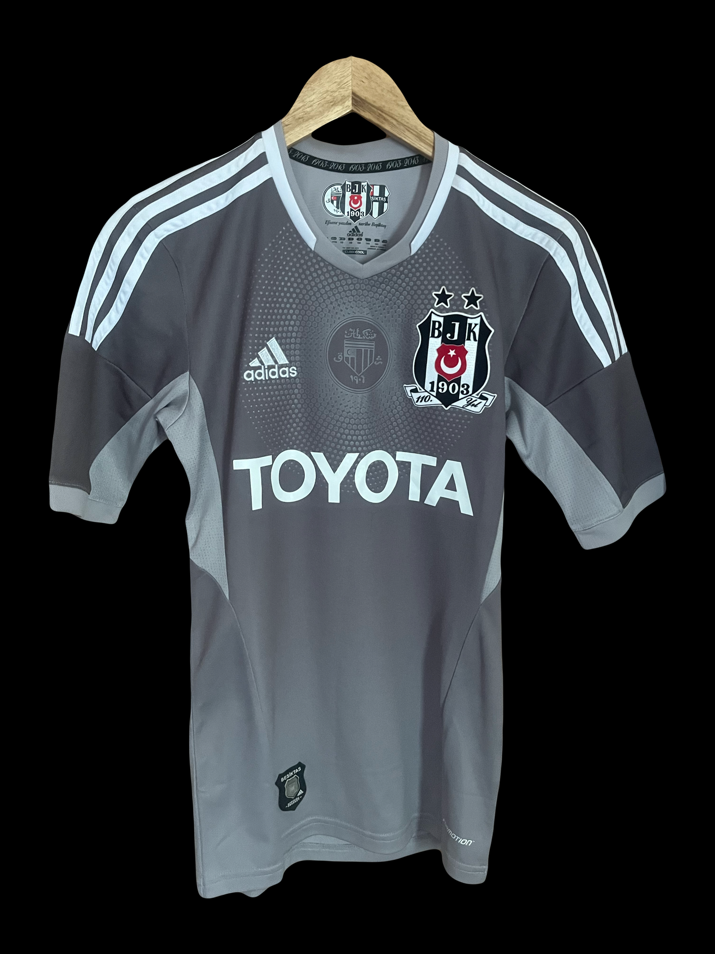 Besiktas 2013/2014 4th Football Shirt XL Youth - Fits Men’s Extra Small