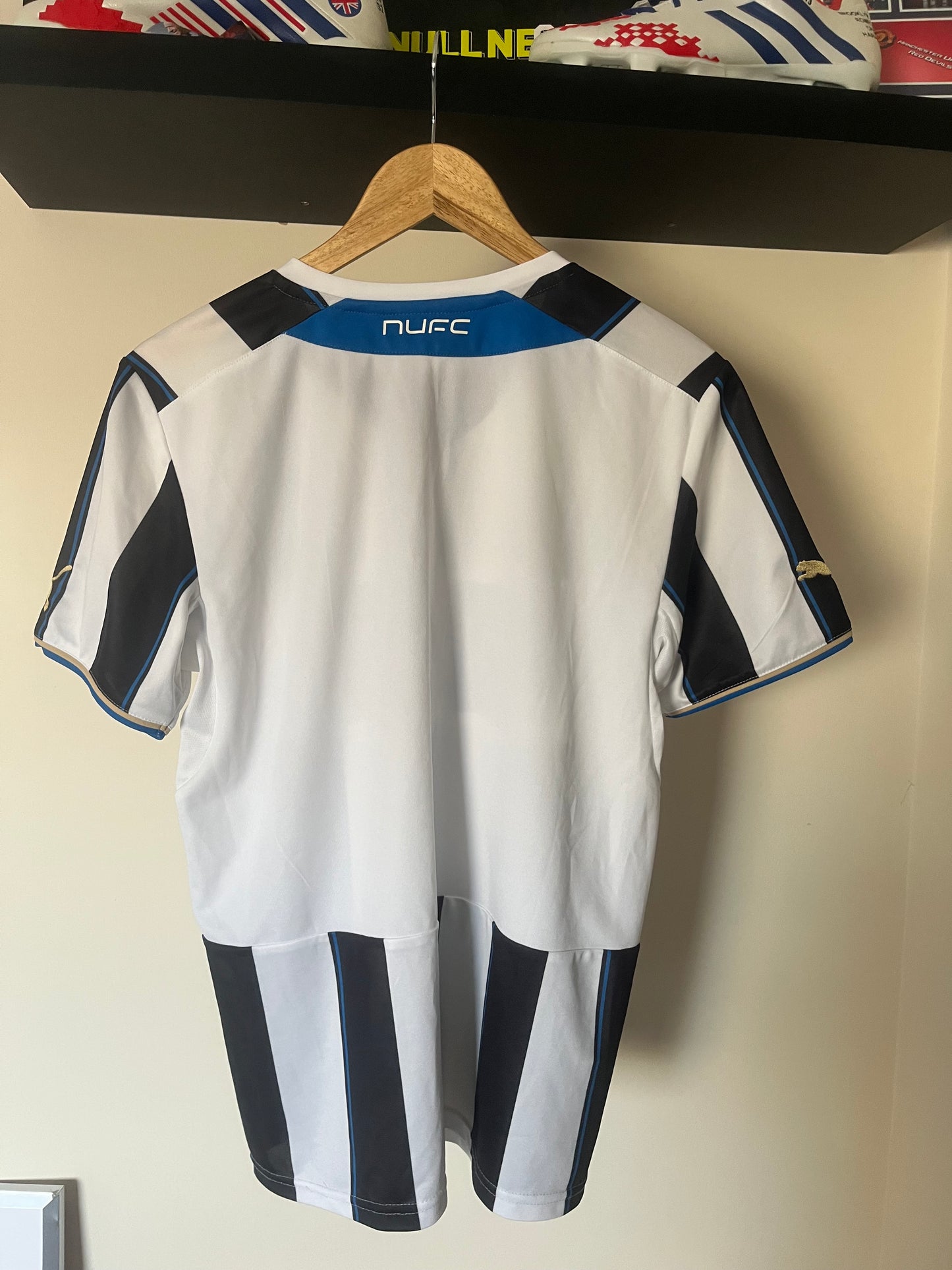 Newcastle United 2013/2014 Home Medium