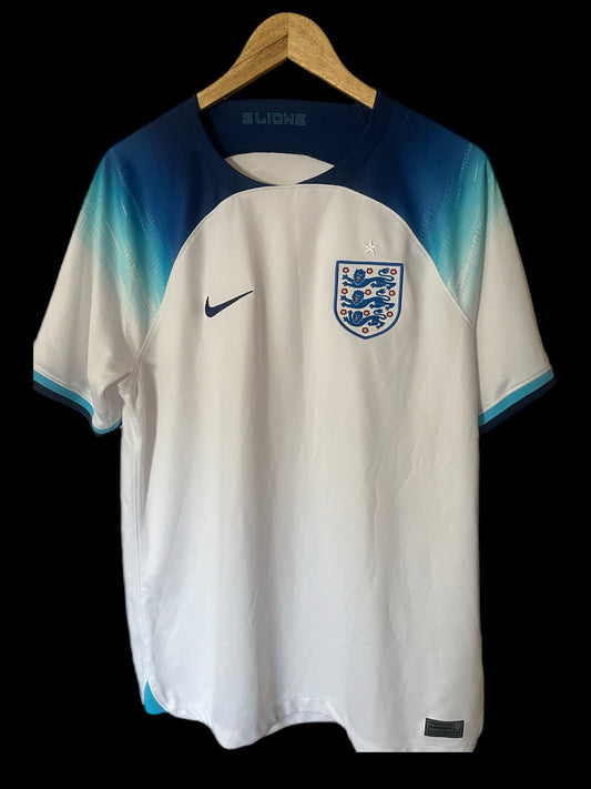 England 2022/2023 Home Football Shirt Large