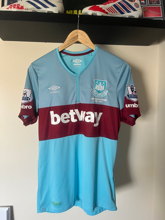 West Ham United 2015/2016 Away Small