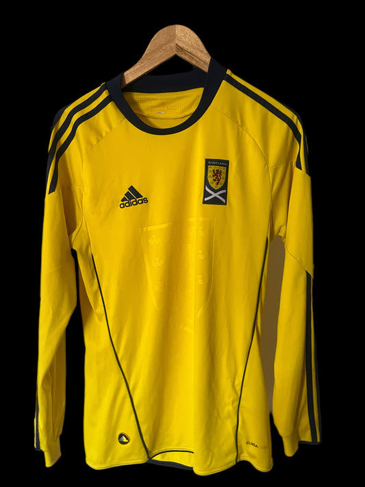 Scotland 2010/2011 Away Football Shirt Medium - Long Sleeve