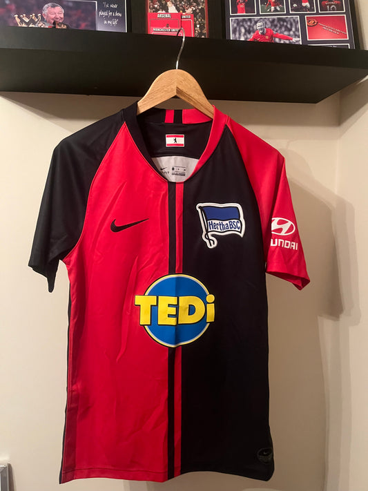 Hertha Berlin 2019/2020 Away Small