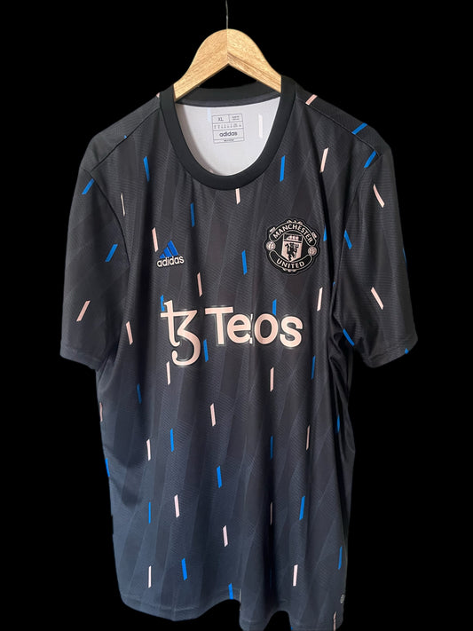 Manchester United 2022/2023 Pre Match Football Shirt Extra Large