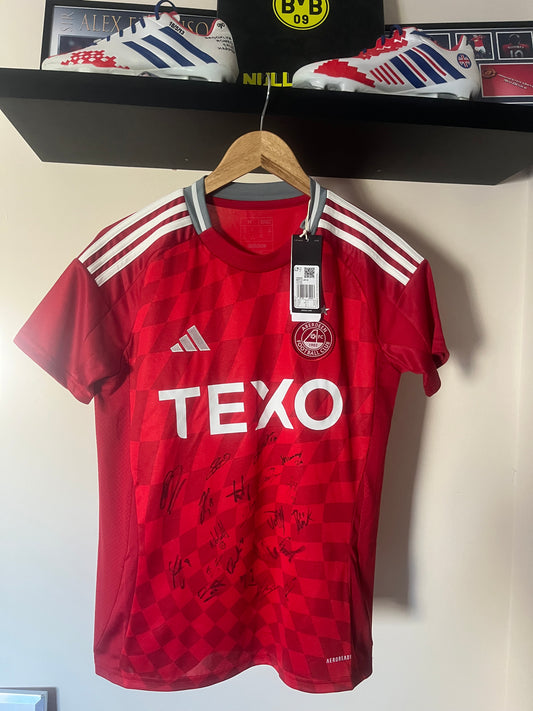 BNWT Aberdeen 2024/2025 Home Medium - Squad Signed