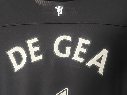 Manchester United 2011/2012 Goalkeeper Football Shirt Large - David De Gea