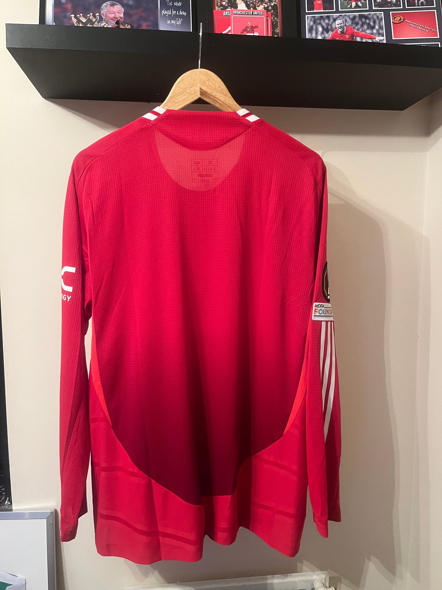 Manchester United 2024/2025 Home Heat.RDY Long Sleeve Extra Large