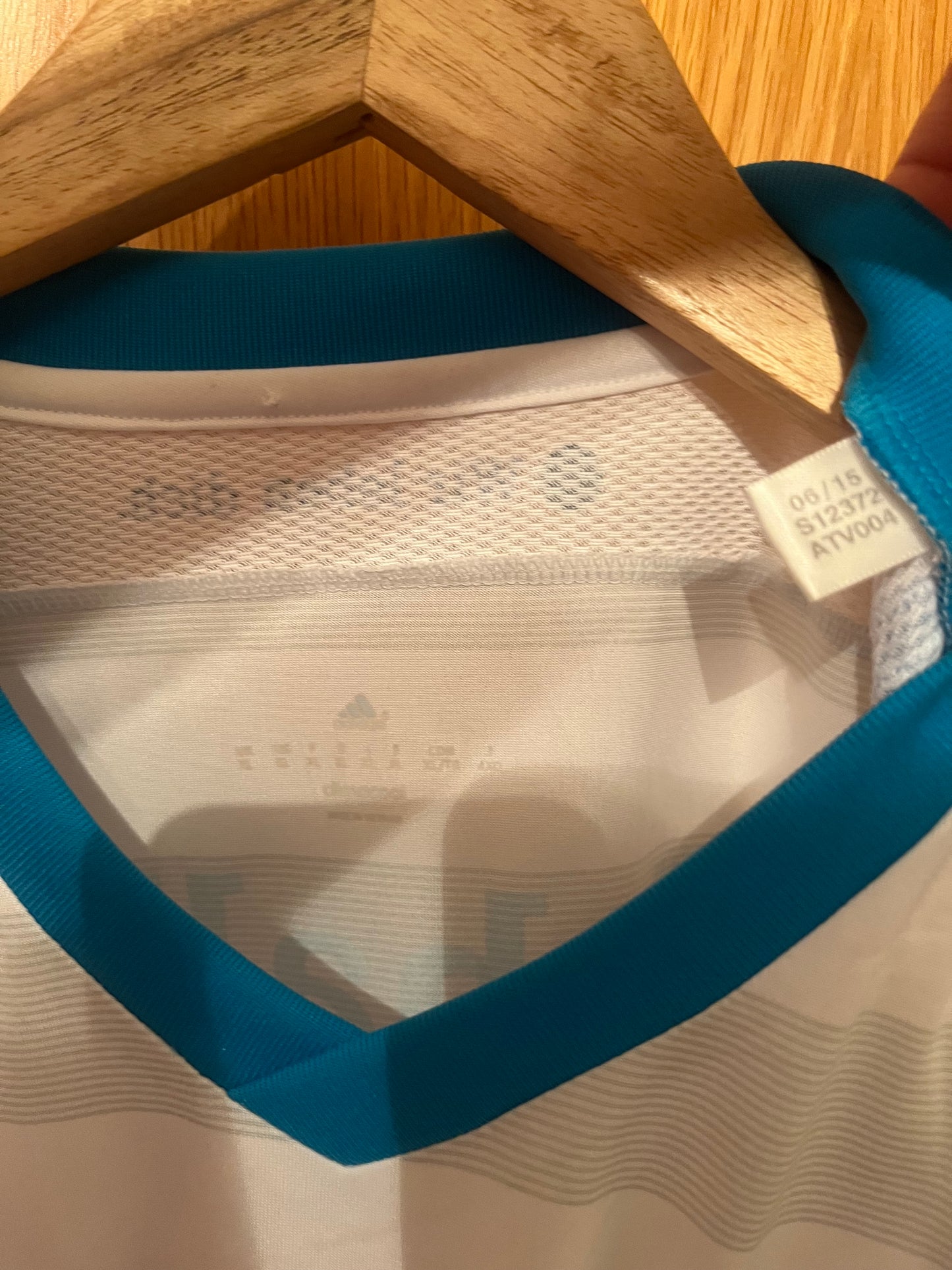 FC Schalke 04 2016/2017 Away Football Shirt Extra Large - Leon Goretzka