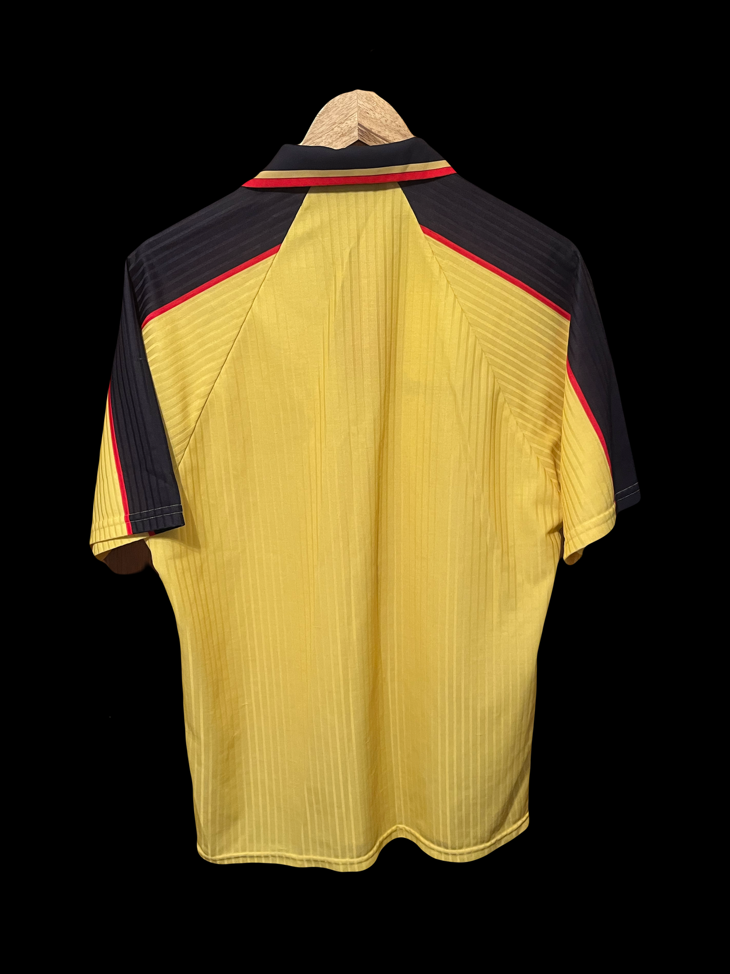 Scotland 1998 Away Football Shirt Medium