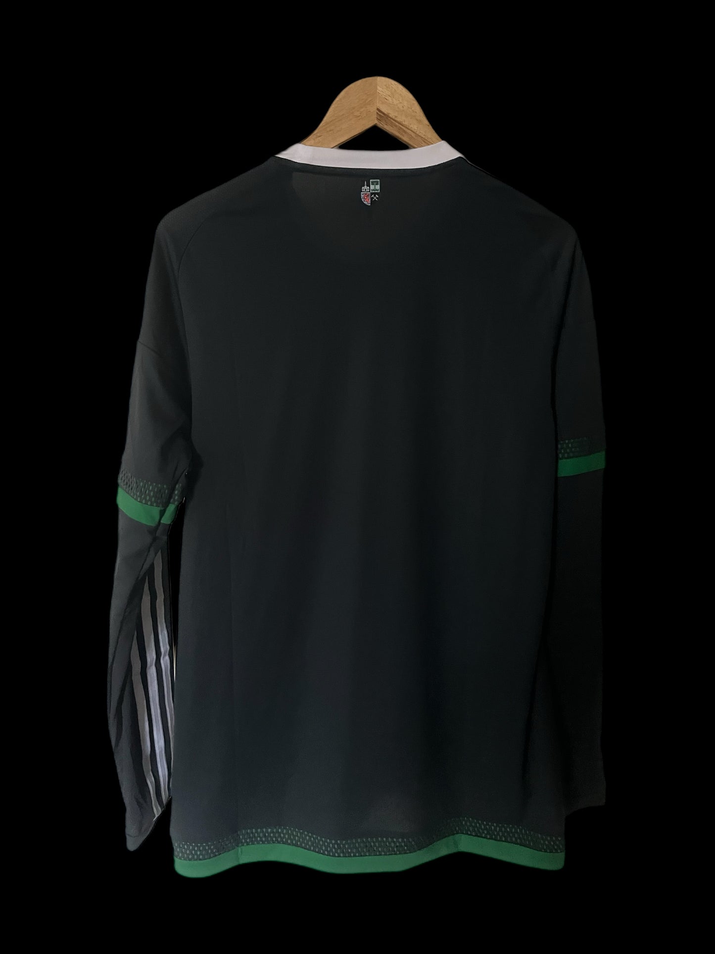 FC Schalke 04 2015/2016 Third Football Shirt Medium - Long Sleeve - Kitroom Issue