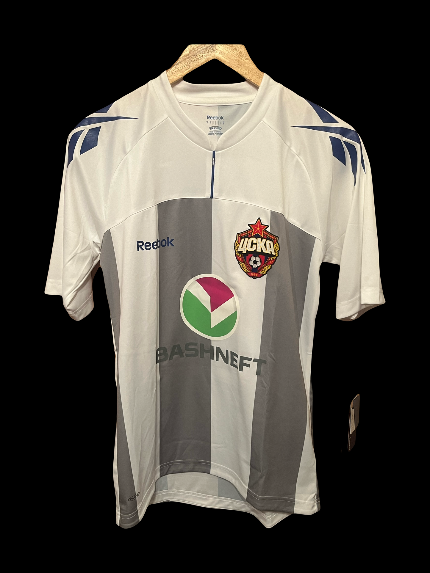 BNWT CSKA Moskva (Moscow) 2011/2012 Away Football Shirt Small - Keisuke Honda