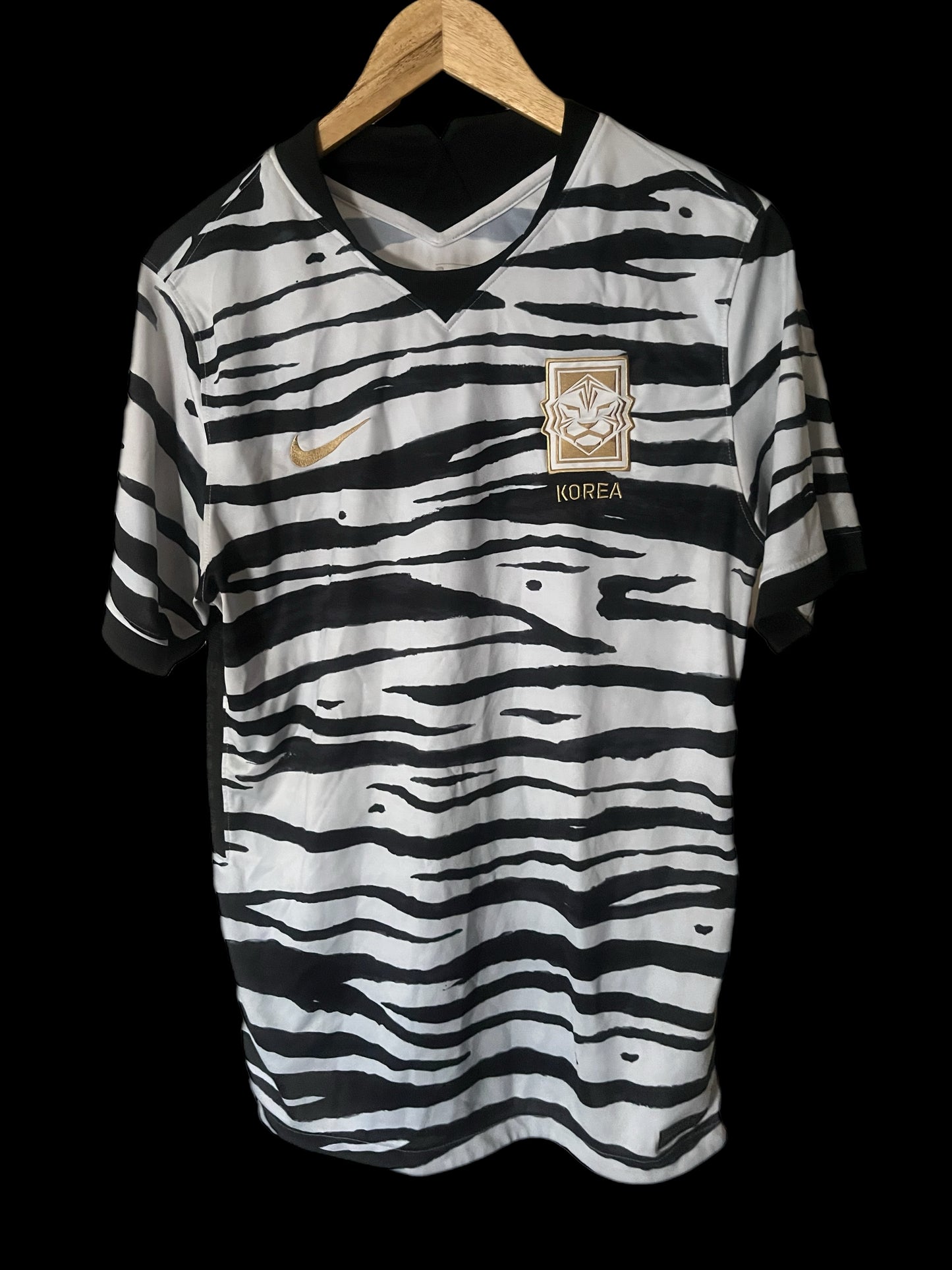 South Korea 2020/2021 Away Football Shirt Large