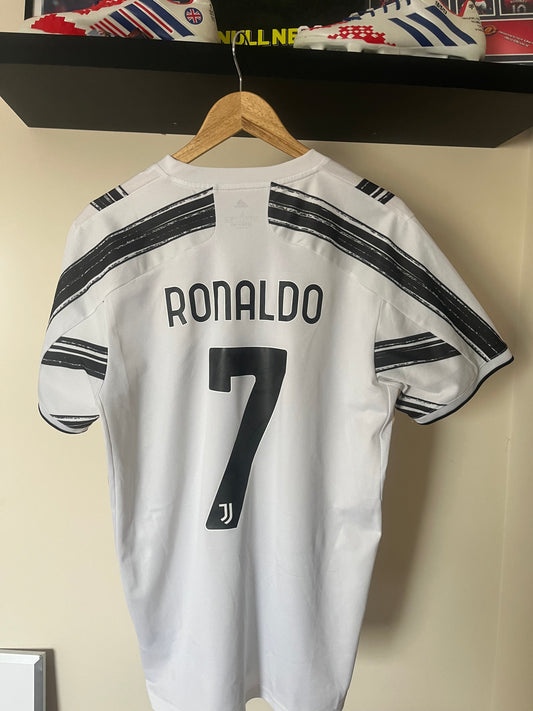 Juventus 2020/2021 Home Large - Cristiano Ronaldo