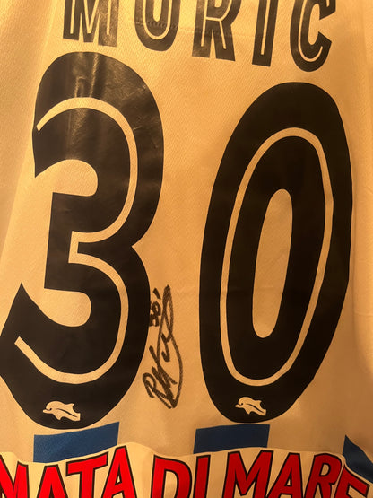 Pescara 2016/2017 Home Football Shirt - Robert Muric - Match Issued + Signed