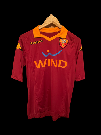 AS Roma 2011/2012 Home Football Shirt Large - Fits Small/Slim Medium - Francesco Totti