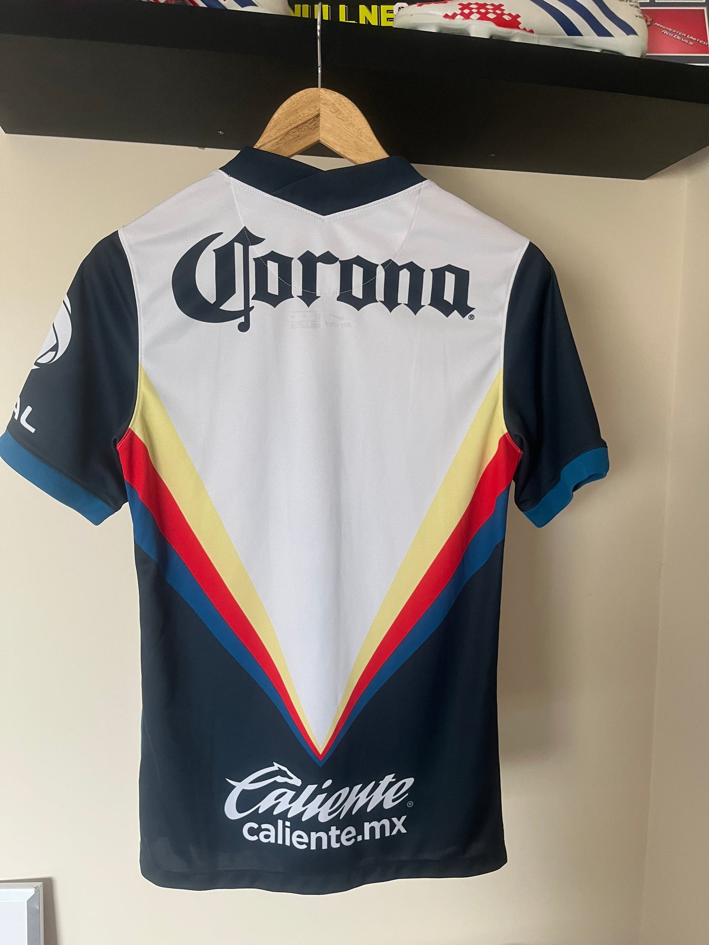 Club America 2020/2021 Away Small