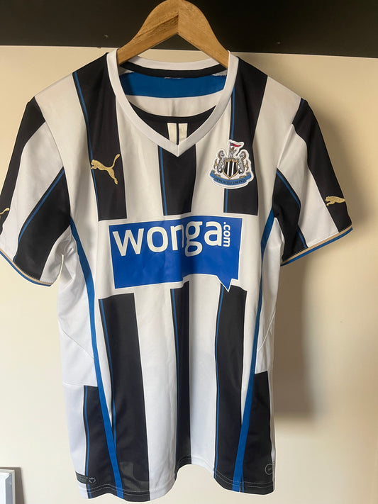 Newcastle United 2013/2014 Home Medium