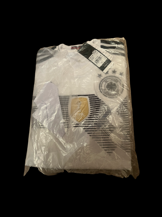 Germany 2018 Home Football Shirt Small - BNWT BNIB