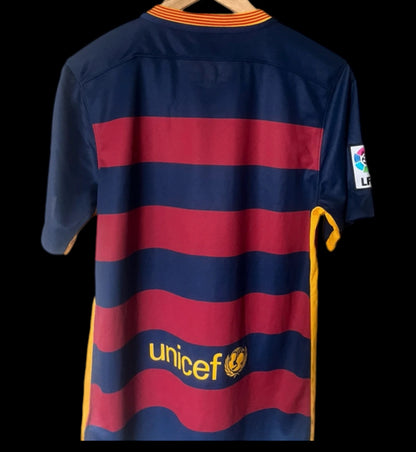 Barcelona 2015/2016 Home Football Shirt Small