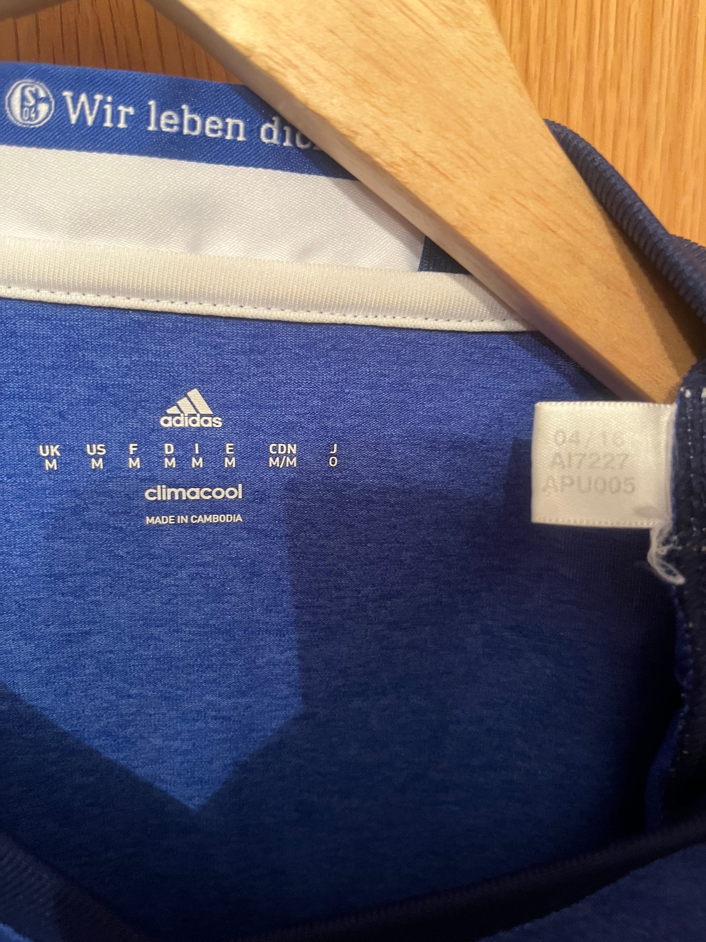 FC Schalke 04 2016/2017 Home Football Shirt Medium - Yevgen Konoplyanka