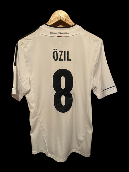 Germany 2012-2014 Home Football Shirt Medium - Mesut Özil