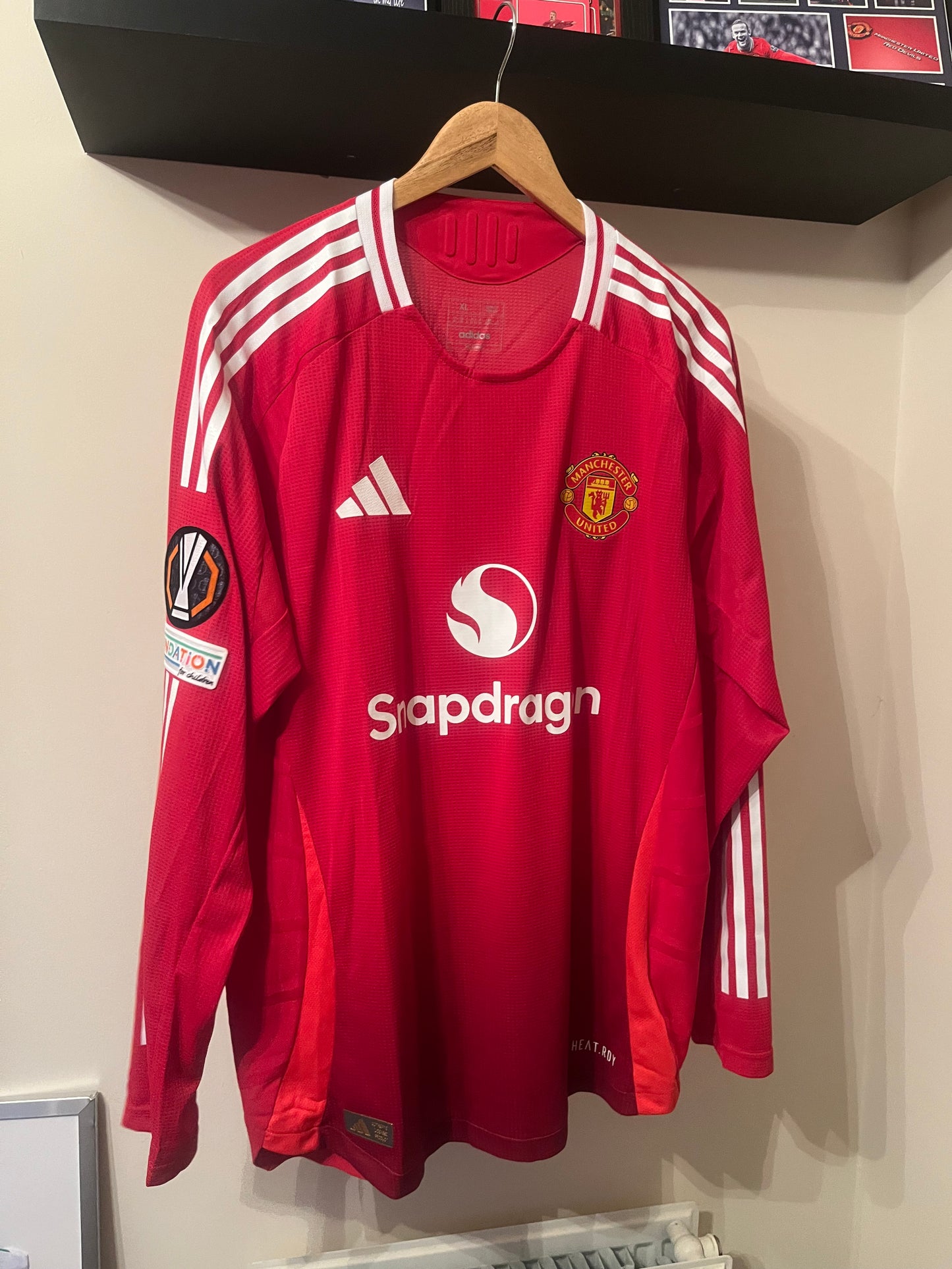 Manchester United 2024/2025 Home Heat.RDY Long Sleeve Extra Large