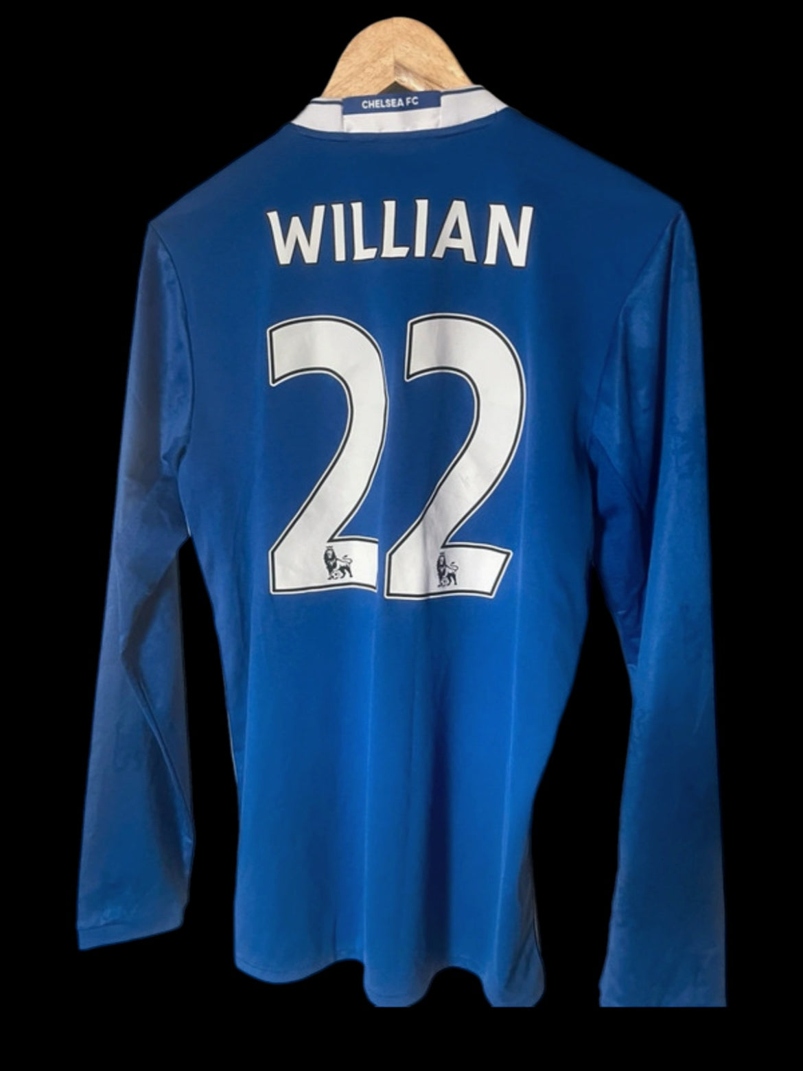Chelsea 2016/2017 Home Football Shirt Small - Willian - Long Sleeve