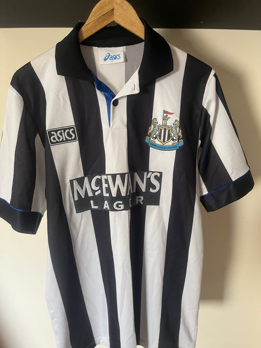 Newcastle United 1994/1995 Home Medium - Alternate