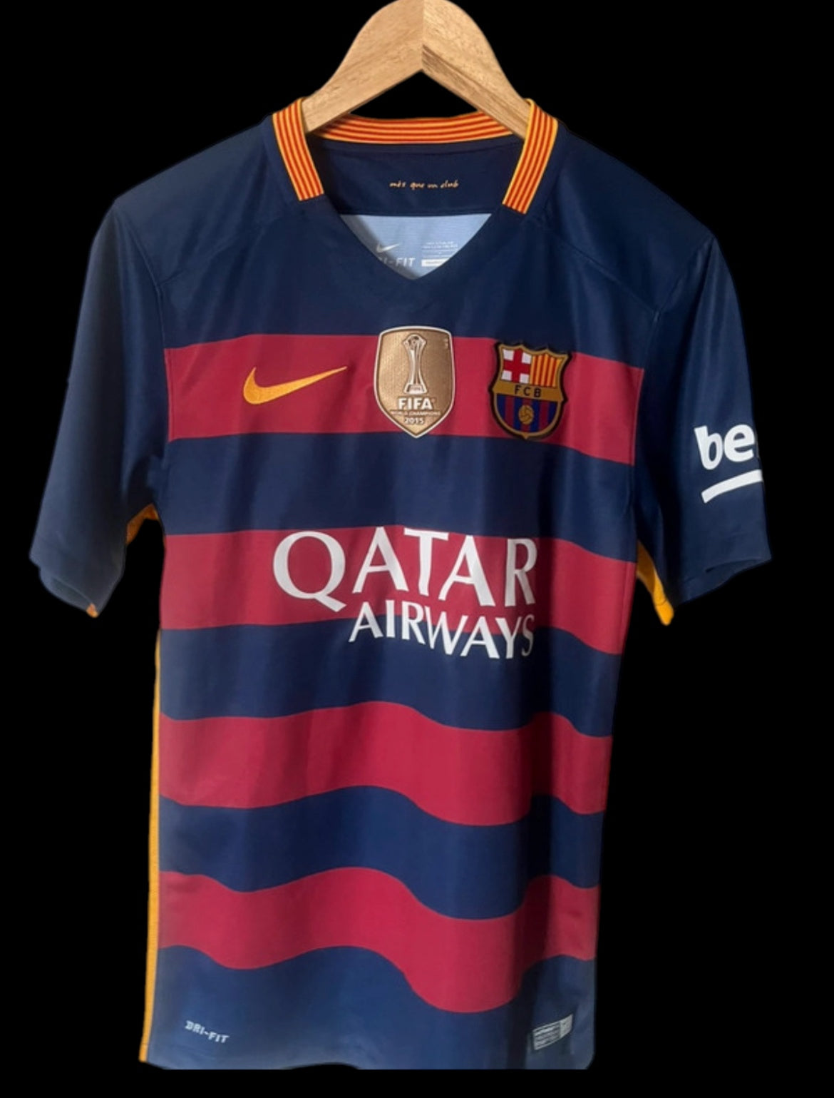 Barcelona 2015/2016 Home Football Shirt Small